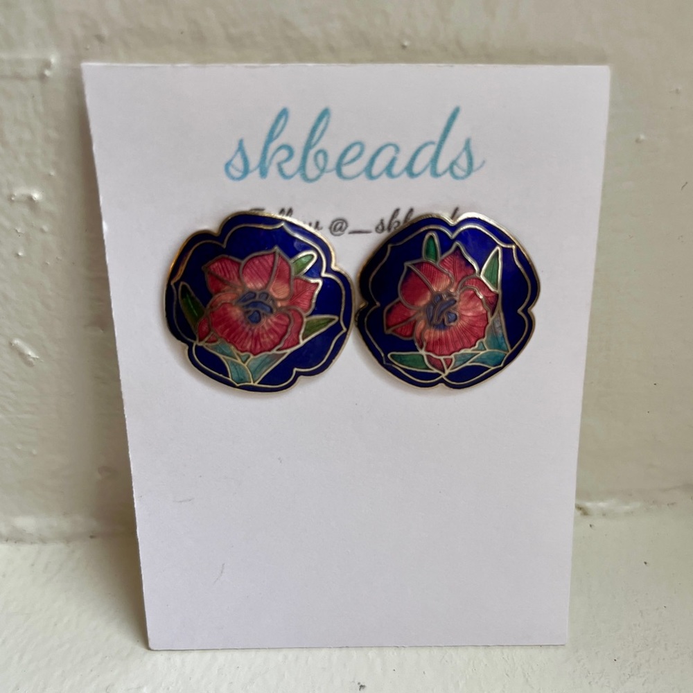 Vintage Flower Stud Earrings